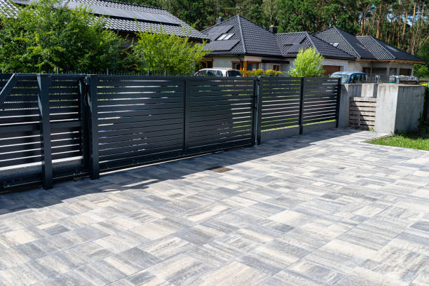 Best Local Driveway Pavers  in Crosby, ND